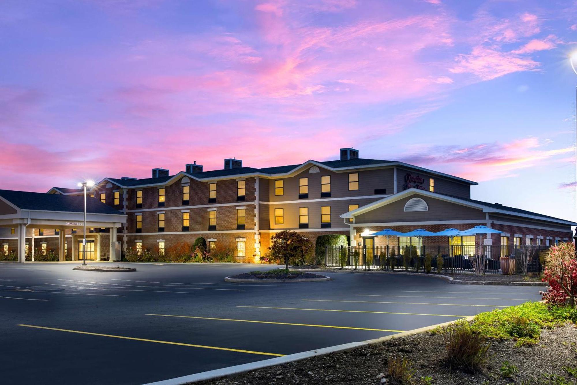 Hampton Inn & Suites Petoskey Exterior photo